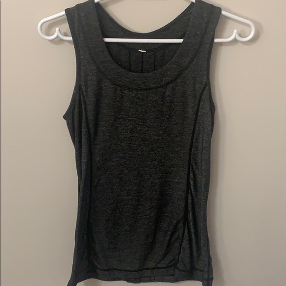 Size 6 Lululemon tank - Picture 2 of 2